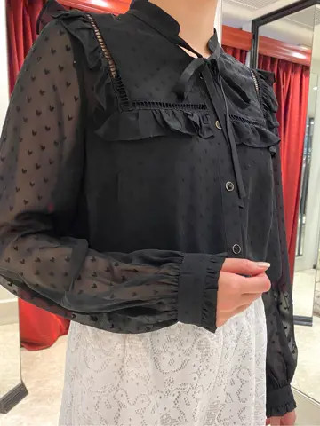 GRACE CONTINENTAL Abe コーディネート画像