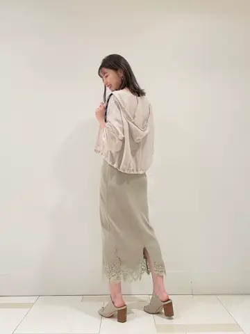 GRACE CONTINENTAL minami コーディネート画像