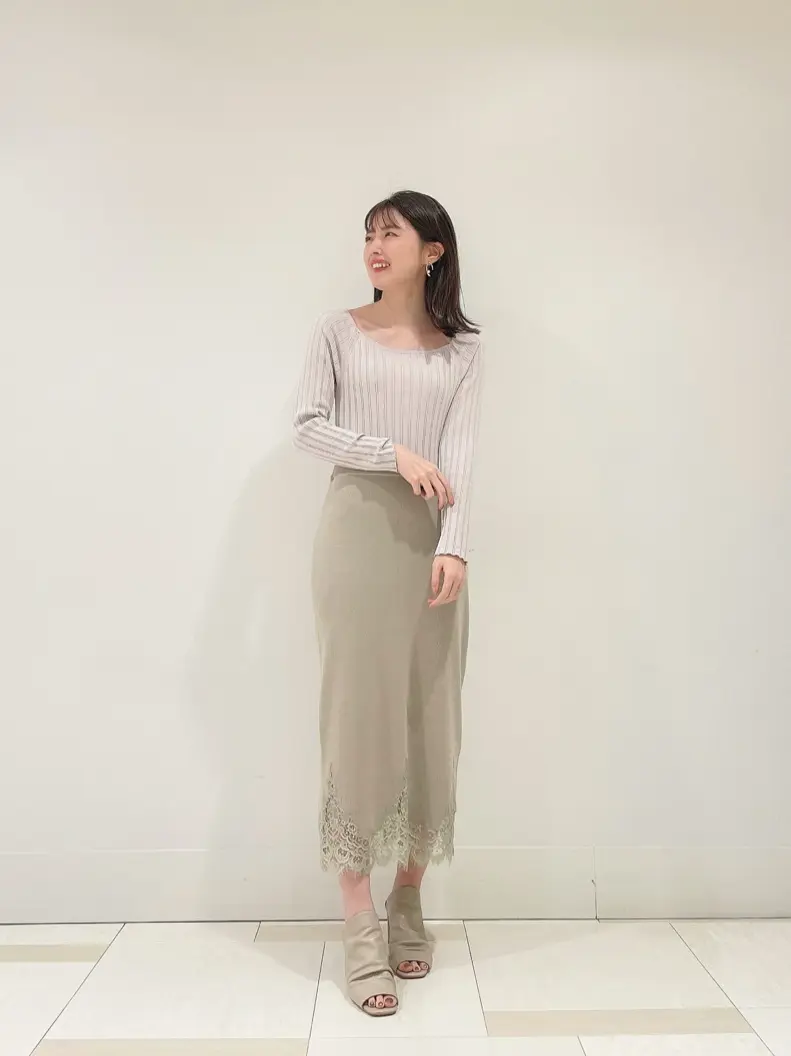 GRACE CONTINENTAL minami コーディネート画像