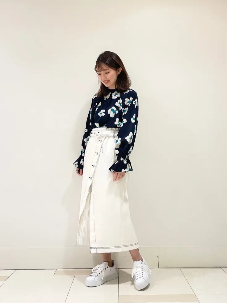 GRACE CONTINENTAL minami コーディネート画像