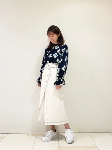 GRACE CONTINENTAL minami コーディネート画像