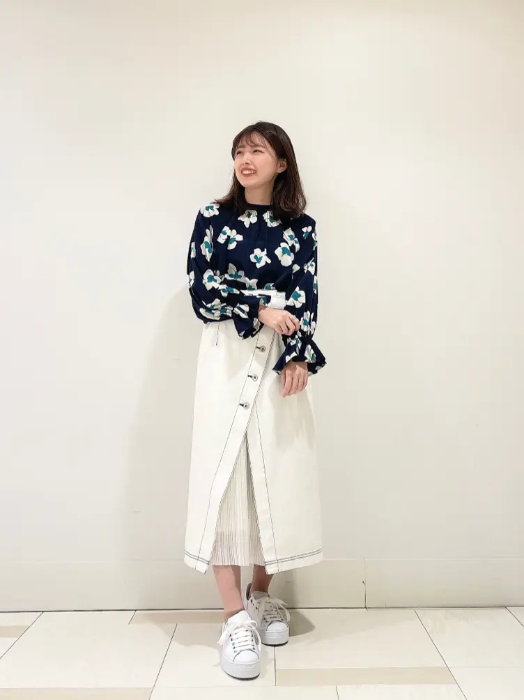 GRACE CONTINENTAL minami コーディネート画像