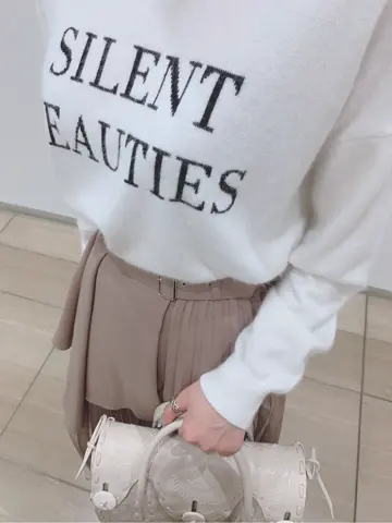 GRACE CONTINENTAL yoshi コーディネート画像