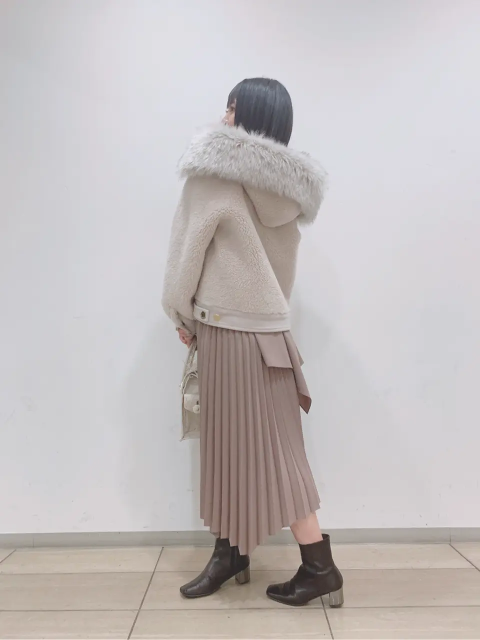 GRACE CONTINENTAL yoshi コーディネート画像