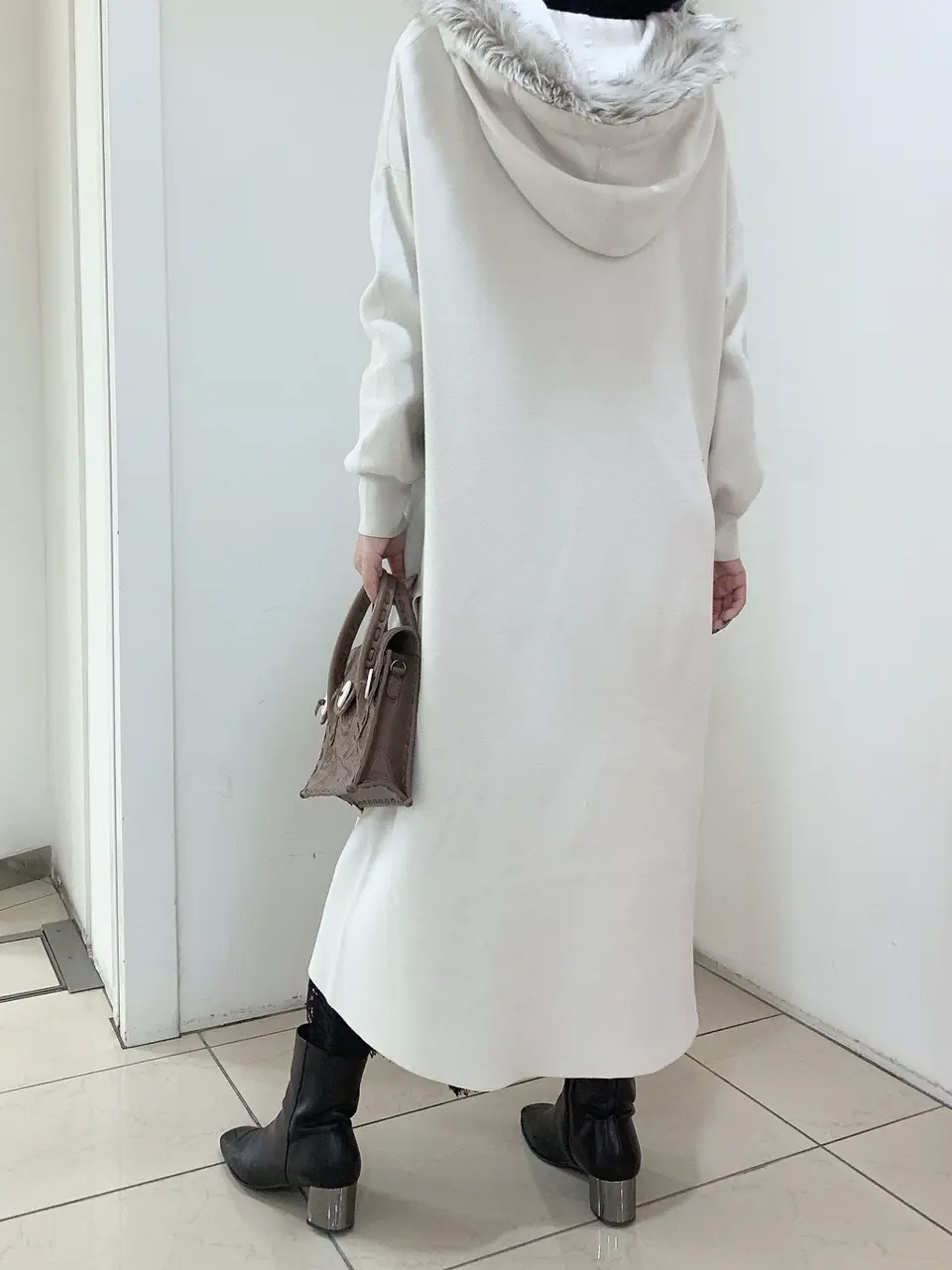 GRACE CONTINENTAL yoshi コーディネート画像