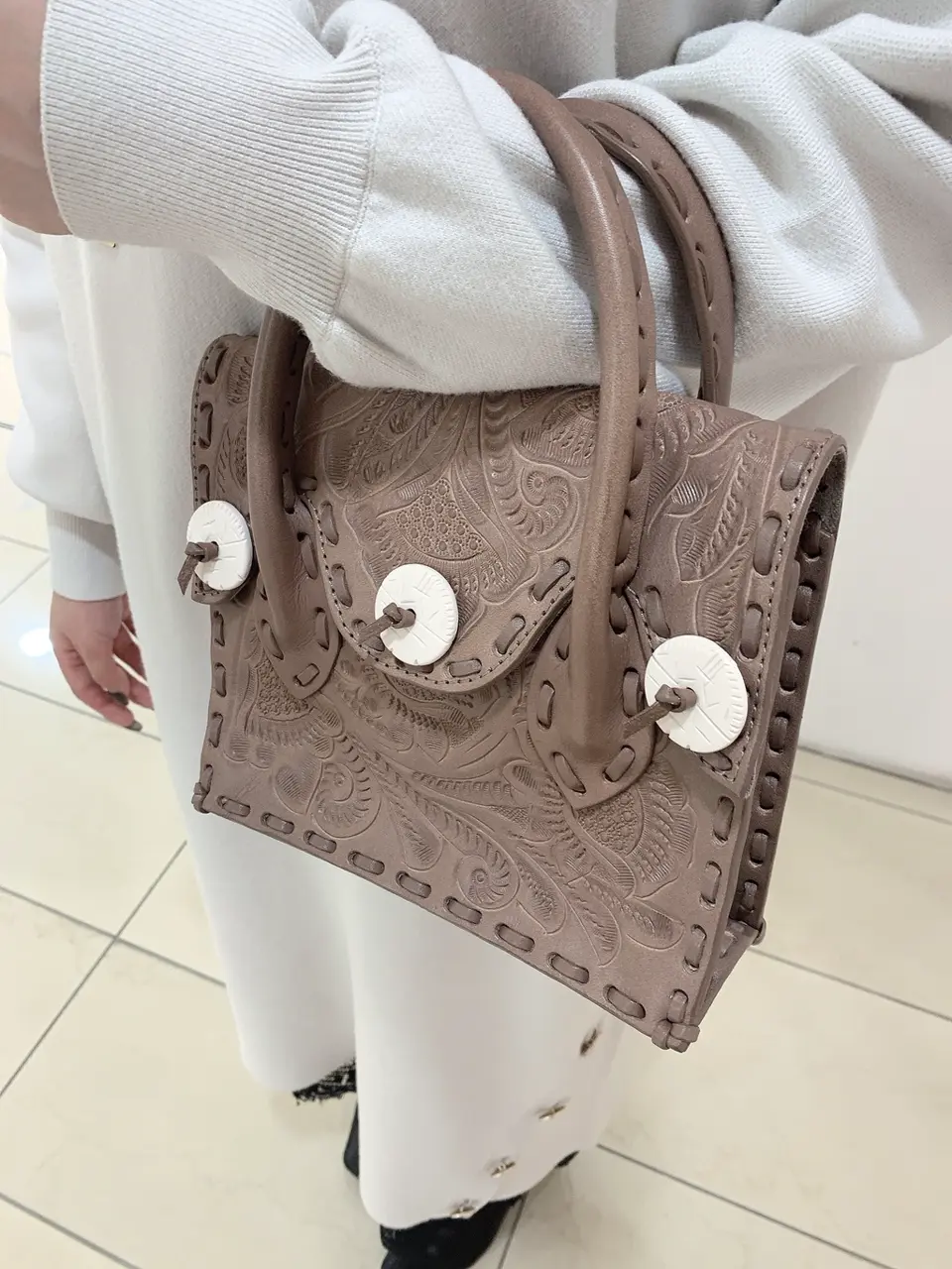 GRACE CONTINENTAL yoshi コーディネート画像