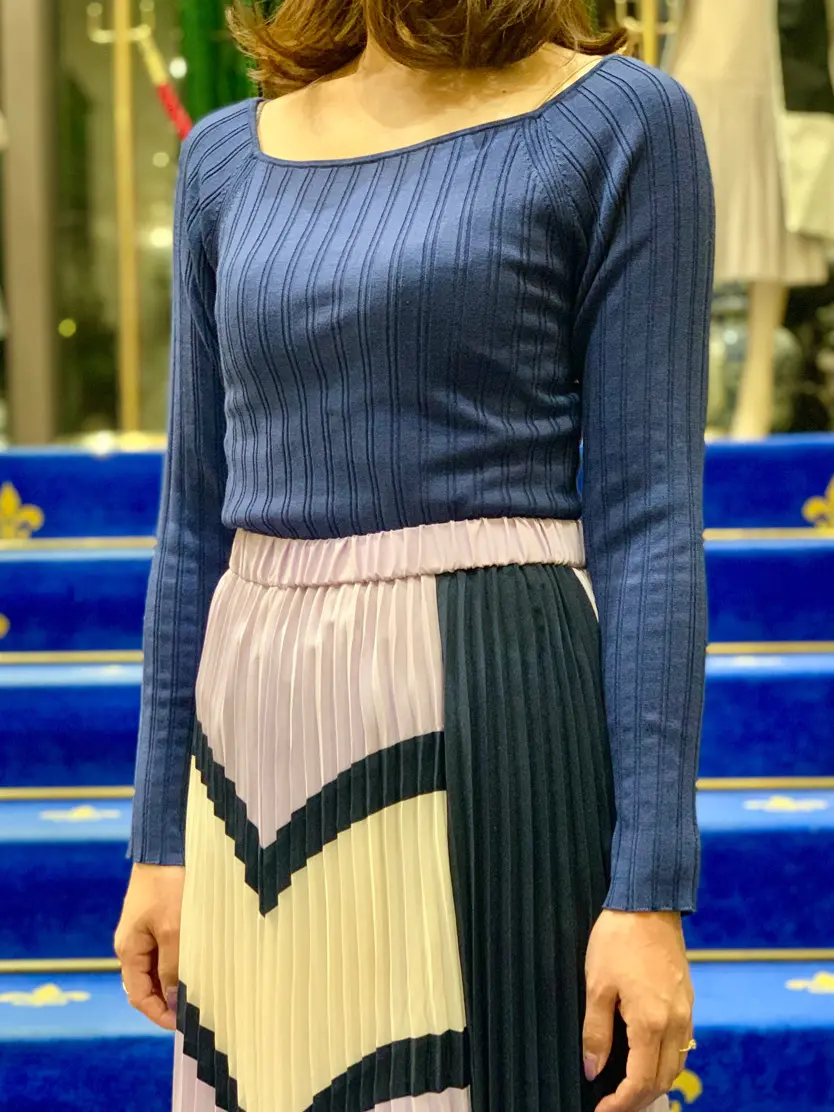 GRACE CONTINENTAL 小笠原　春菜 コーディネート画像