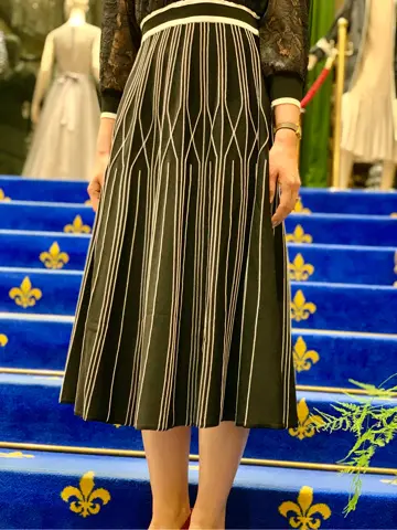 GRACE CONTINENTAL 小笠原　春菜 コーディネート画像