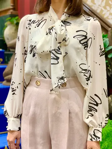 GRACE CONTINENTAL 小笠原　春菜 コーディネート画像