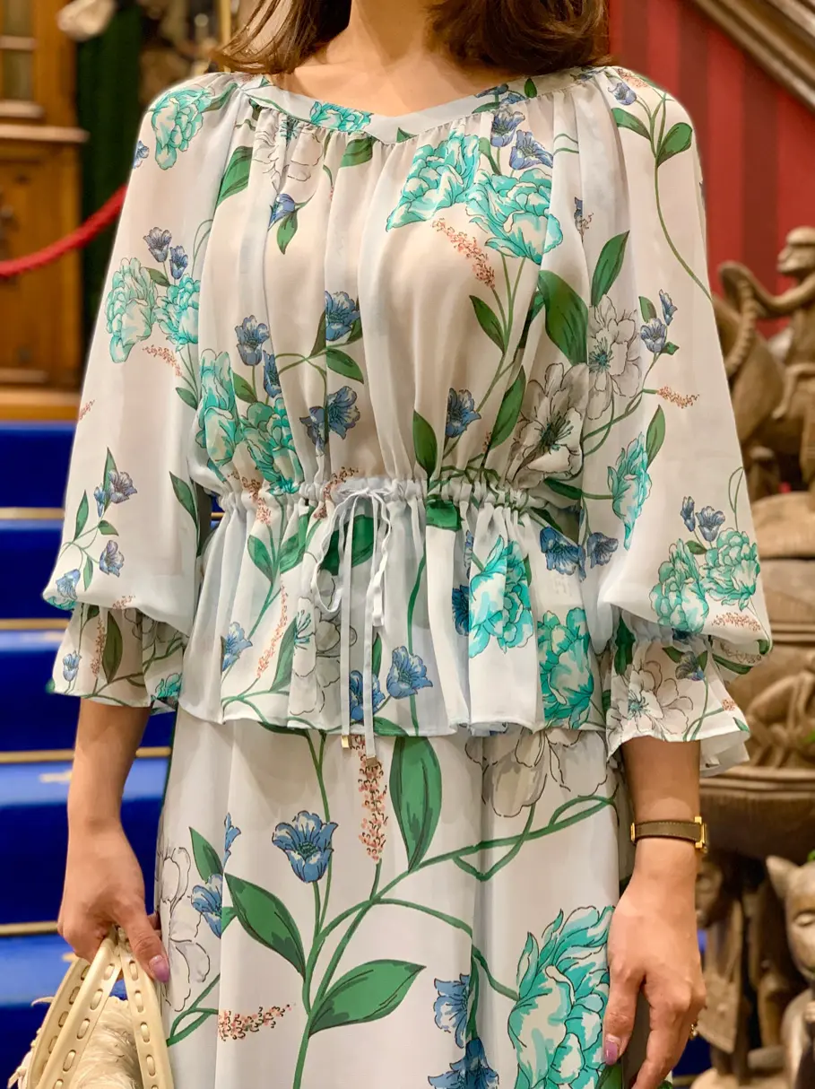 GRACE CONTINENTAL 小笠原　春菜 コーディネート画像