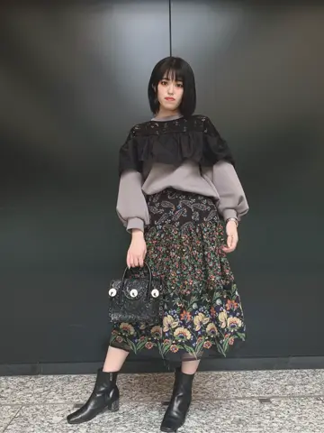 GRACE CONTINENTAL yoshi コーディネート画像