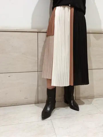 GRACE CONTINENTAL 加藤   恵理奈 コーディネート画像