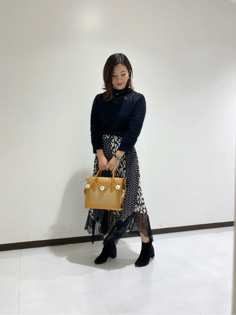 GRACE CONTINENTAL MOMOKO コーディネート画像