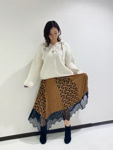 GRACE CONTINENTAL MOMOKO コーディネート画像