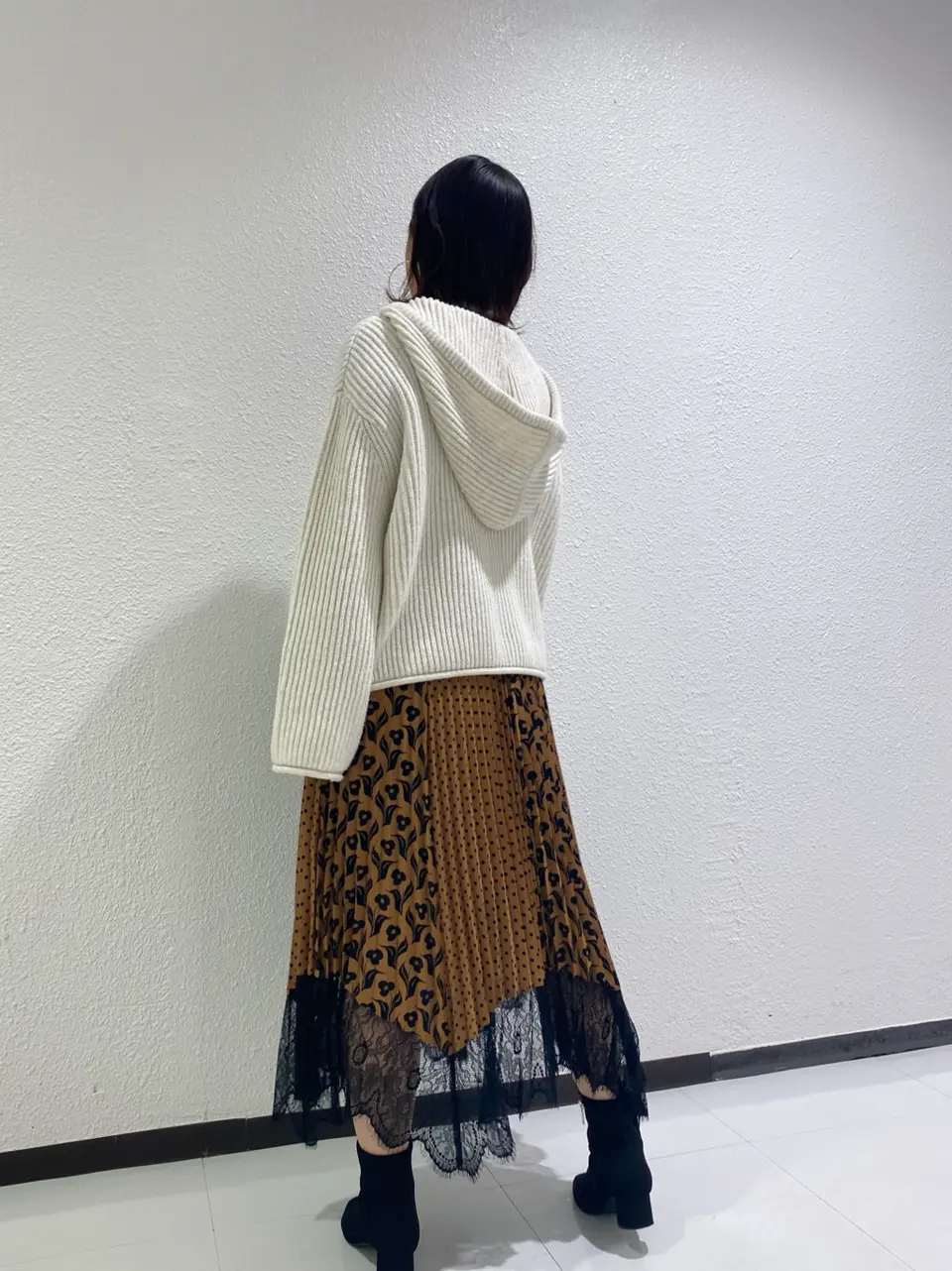 GRACE CONTINENTAL MOMOKO コーディネート画像