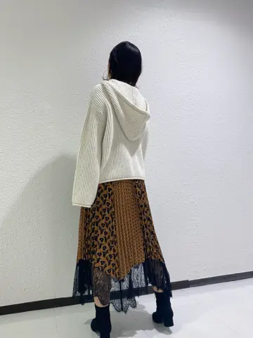 GRACE CONTINENTAL MOMOKO コーディネート画像