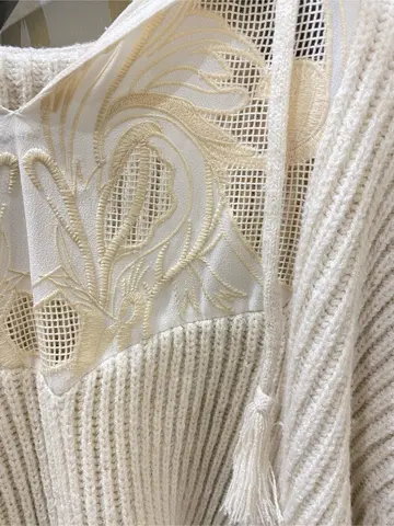 GRACE CONTINENTAL MOMOKO コーディネート画像