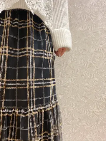 GRACE CONTINENTAL MOMOKO コーディネート画像