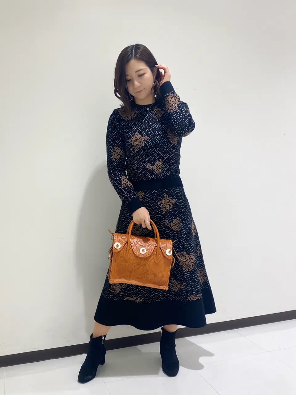 GRACE CONTINENTAL MOMOKO コーディネート画像