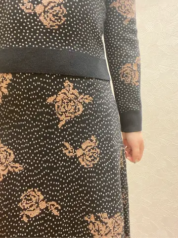 GRACE CONTINENTAL MOMOKO コーディネート画像