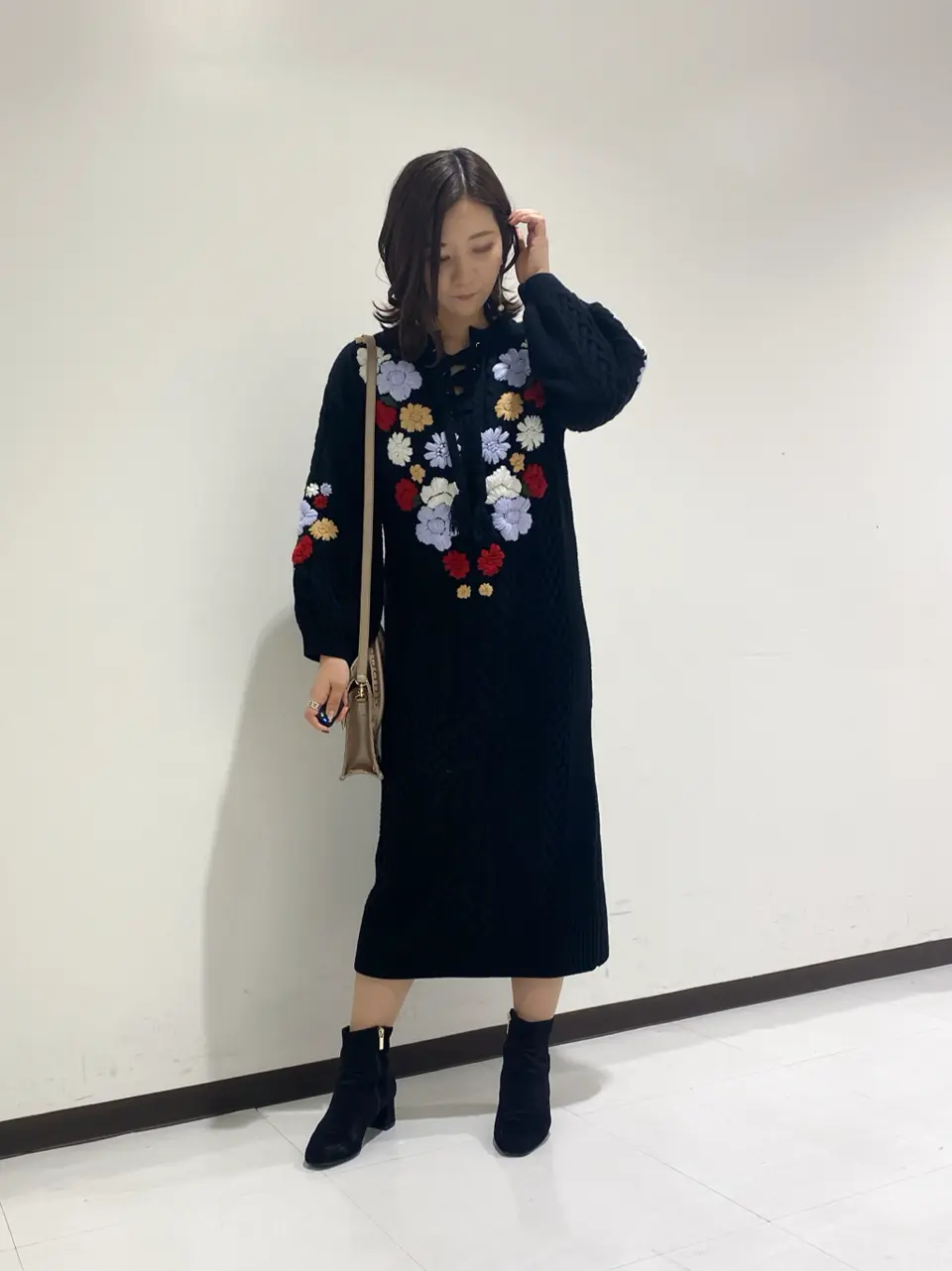 GRACE CONTINENTAL MOMOKO コーディネート画像