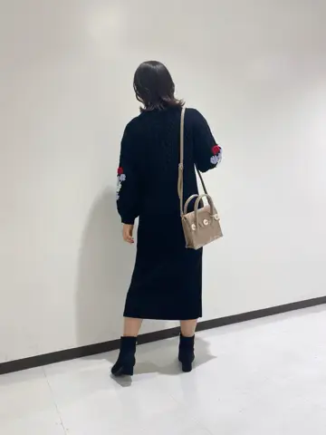 GRACE CONTINENTAL MOMOKO コーディネート画像