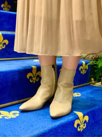 GRACE CONTINENTAL 小笠原　春菜 コーディネート画像