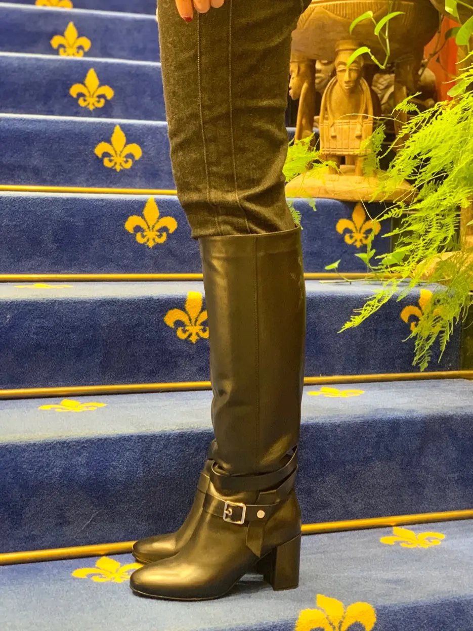 GRACE CONTINENTAL 小笠原　春菜 コーディネート画像