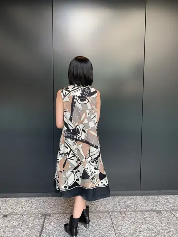 GRACE CONTINENTAL yoshi コーディネート画像