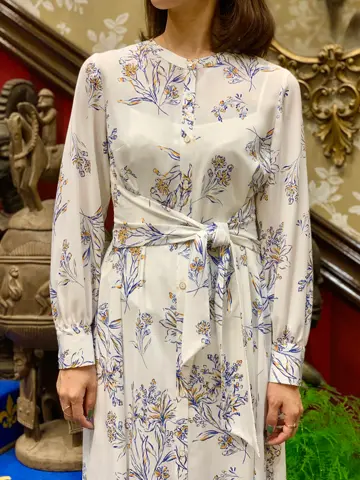 GRACE CONTINENTAL 小笠原　春菜 コーディネート画像