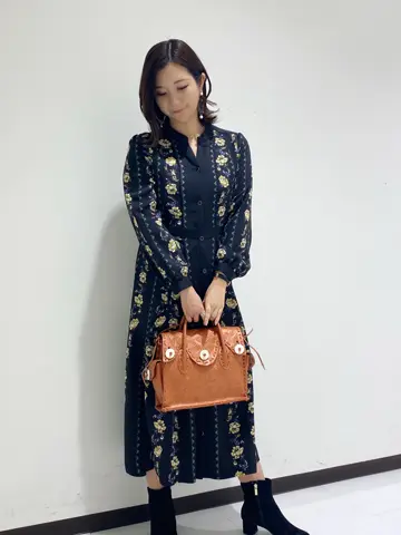 GRACE CONTINENTAL MOMOKO コーディネート画像