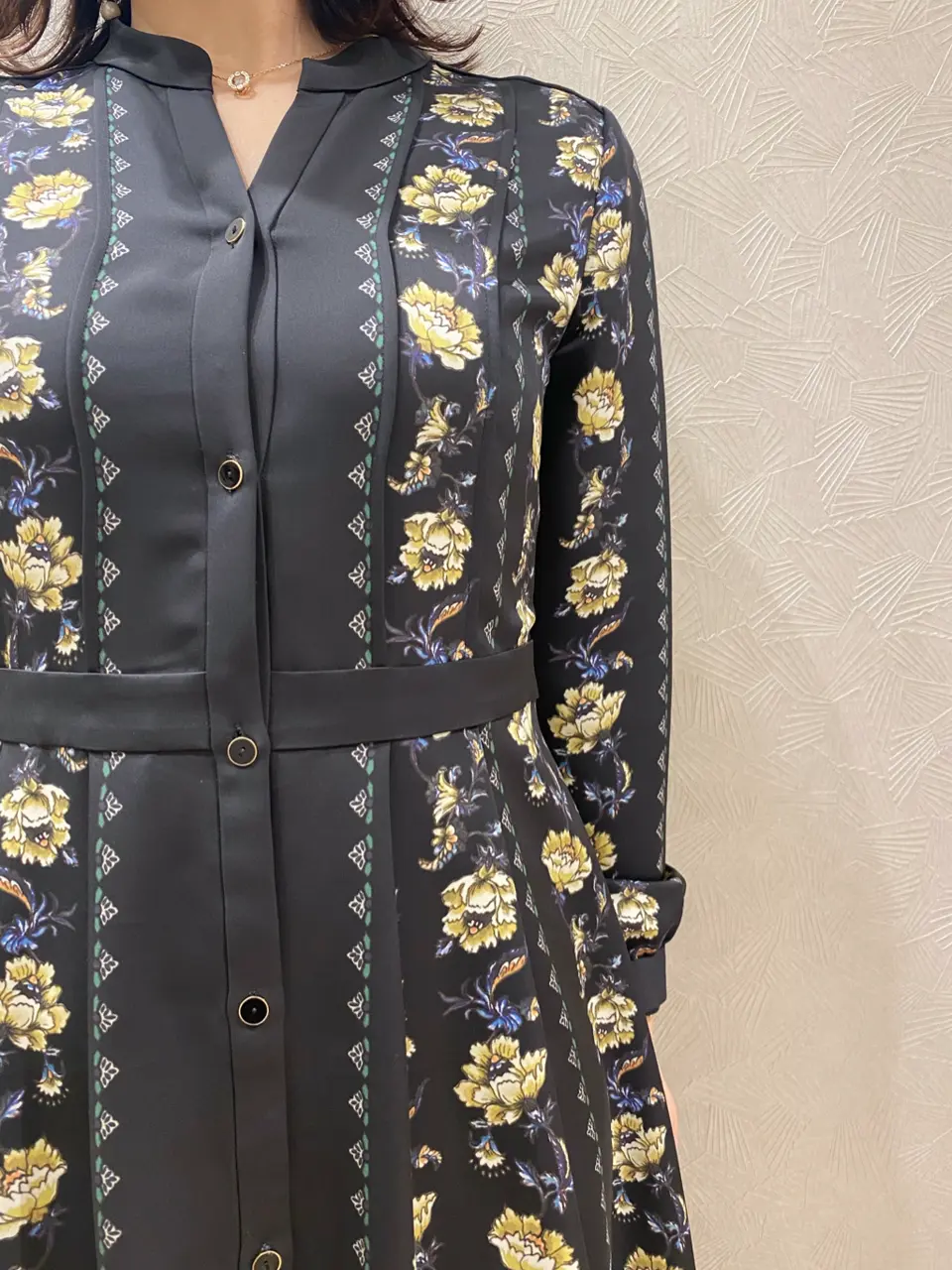 GRACE CONTINENTAL MOMOKO コーディネート画像