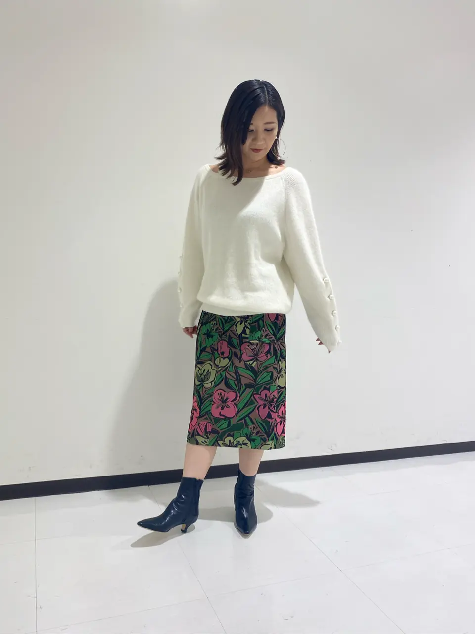 GRACE CONTINENTAL MOMOKO コーディネート画像