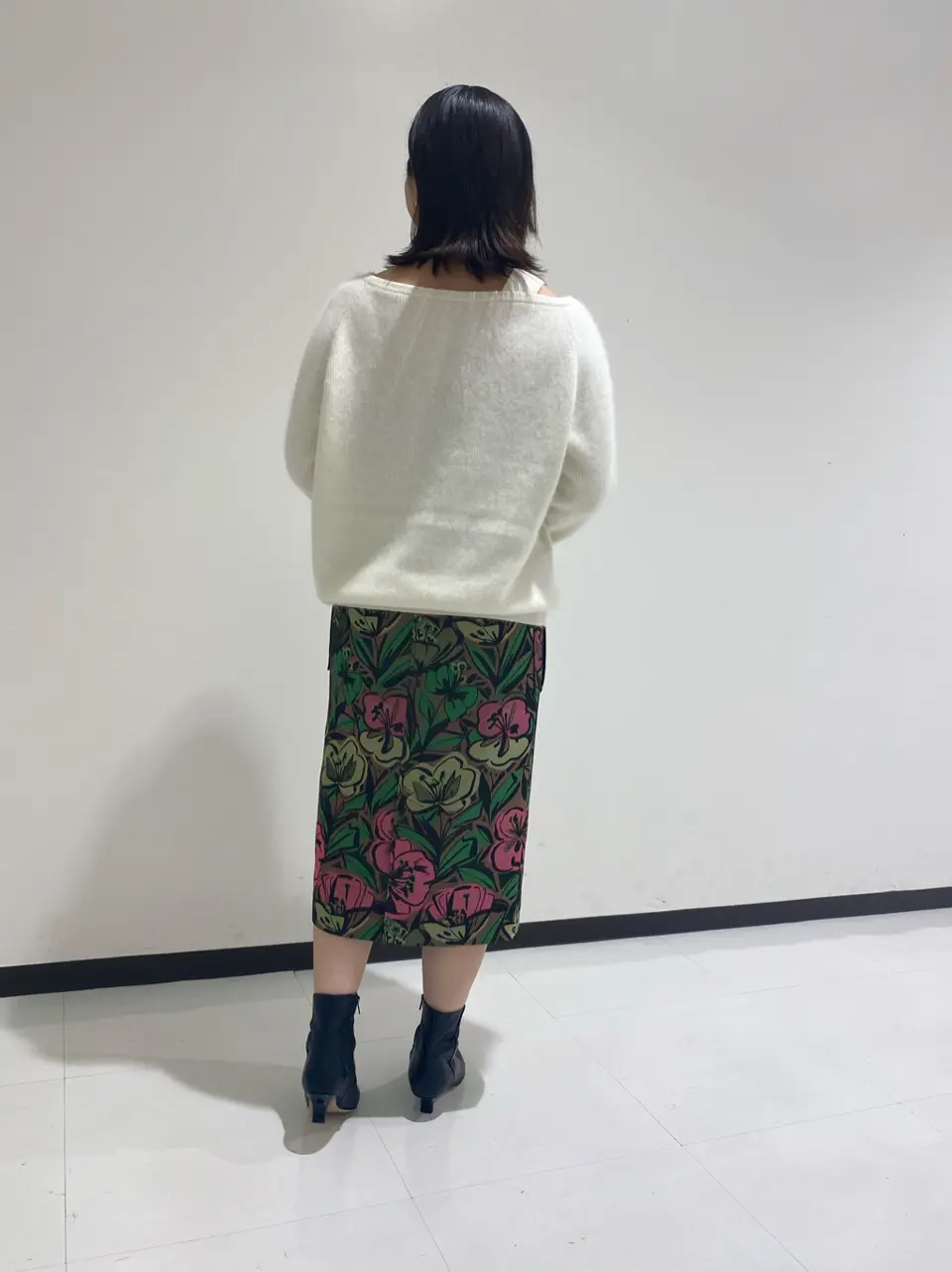 GRACE CONTINENTAL MOMOKO コーディネート画像