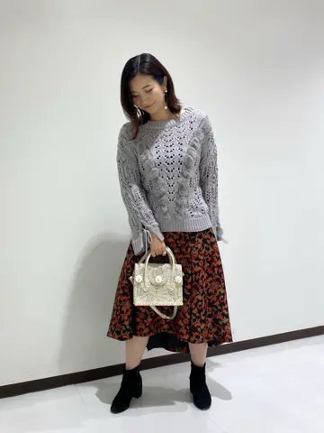 GRACE CONTINENTAL MOMOKO コーディネート画像