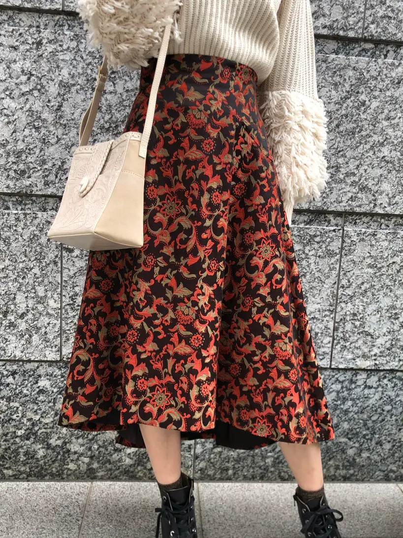 GRACE CONTINENTAL 亀田 未希 コーディネート画像