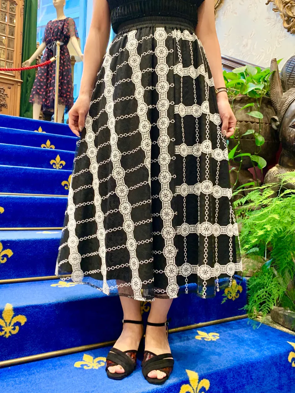 GRACE CONTINENTAL 小笠原　春菜 コーディネート画像