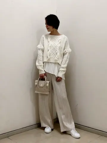 GRACE CONTINENTAL 亀田 未希 コーディネート画像