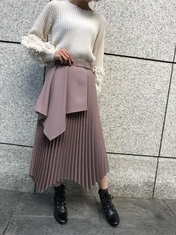 GRACE CONTINENTAL 亀田 未希 コーディネート画像