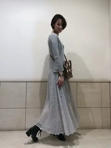 GRACE CONTINENTAL 亀田 未希 コーディネート画像