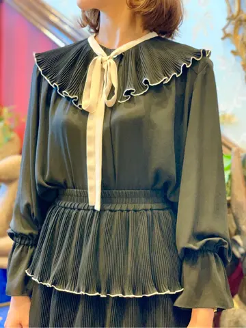 GRACE CONTINENTAL 小笠原　春菜 コーディネート画像