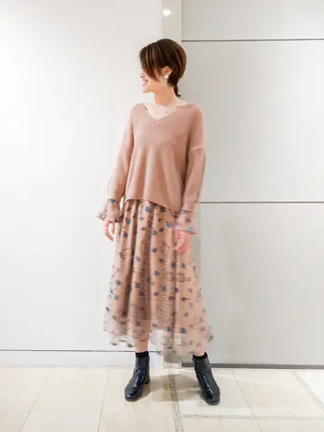 GRACE CONTINENTAL 今野　志保 コーディネート画像