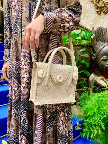 GRACE CONTINENTAL 小笠原　春菜 コーディネート画像