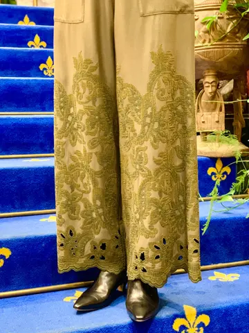 GRACE CONTINENTAL 小笠原　春菜 コーディネート画像