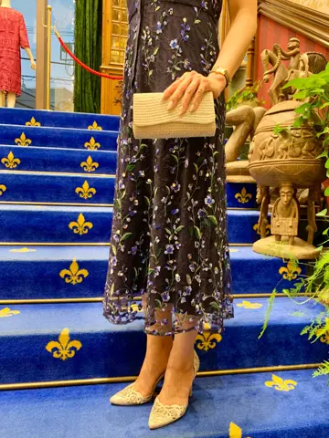 GRACE CONTINENTAL 小笠原　春菜 コーディネート画像