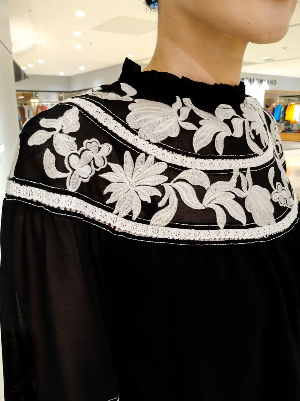 GRACE CONTINENTAL 今野　志保 コーディネート画像