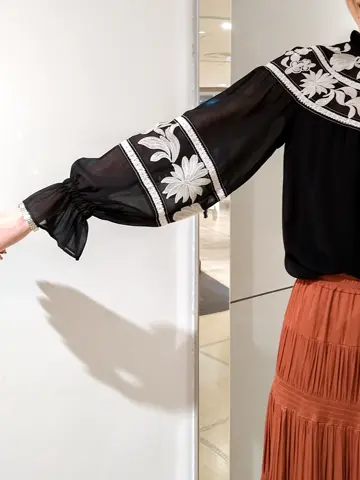 GRACE CONTINENTAL 今野　志保 コーディネート画像