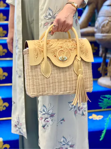 GRACE CONTINENTAL 小笠原　春菜 コーディネート画像