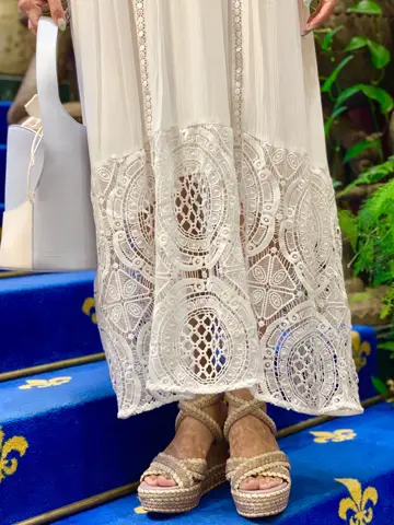 GRACE CONTINENTAL 小笠原　春菜 コーディネート画像