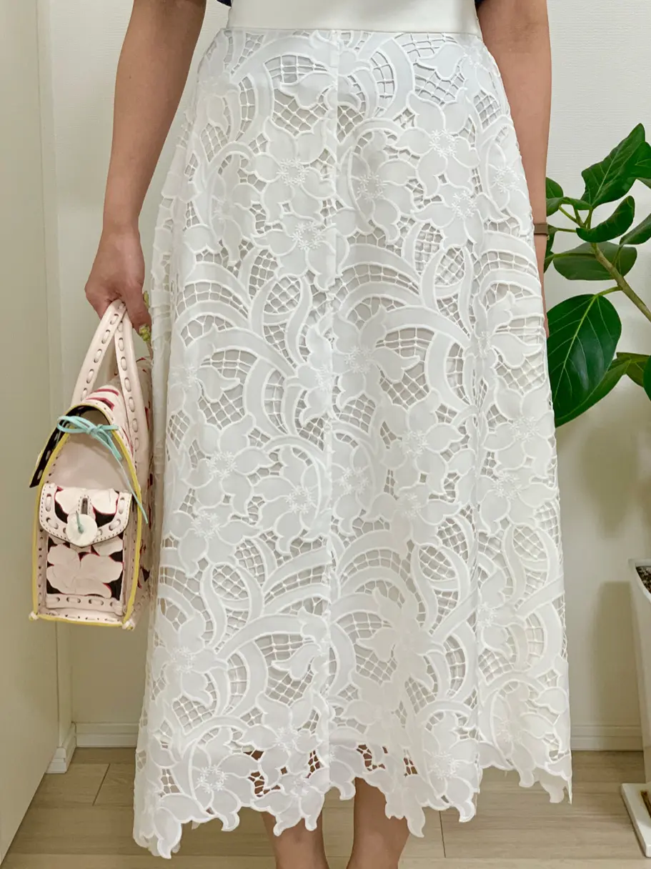 GRACE CONTINENTAL 小笠原　春菜 コーディネート画像